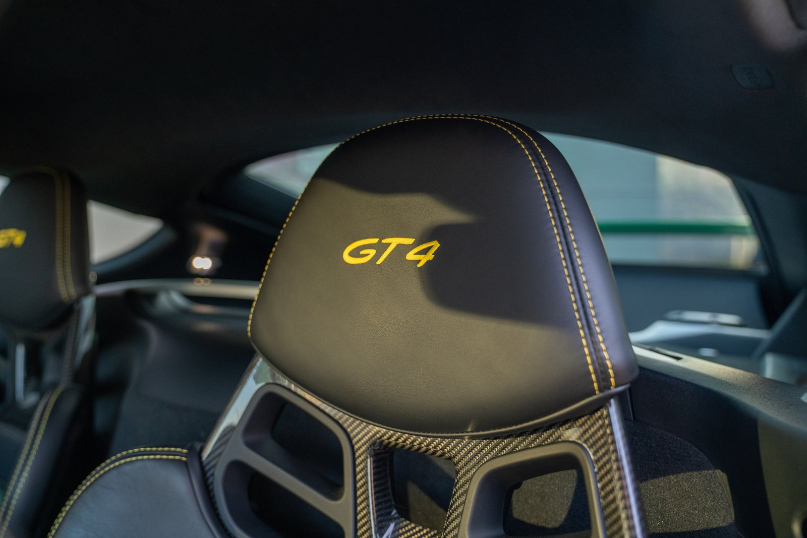 Certified 2022 Porsche 718 Cayman GT4 RWD image 15