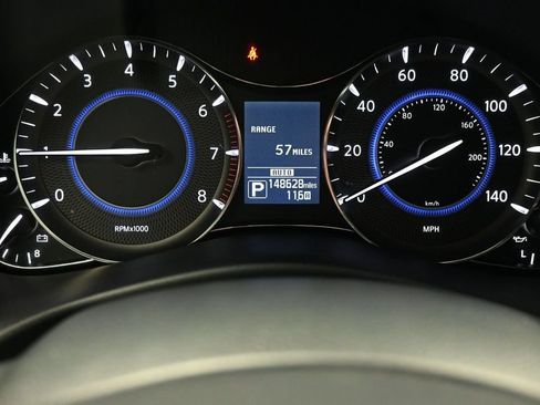 Used 2016 INFINITI QX80 4WD w/ Driver's Assistance Package image 12