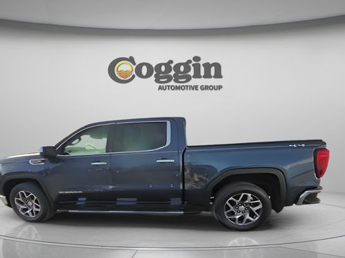 Used 2022 GMC Sierra 1500 SLT w/ SLT Premium Package image 6