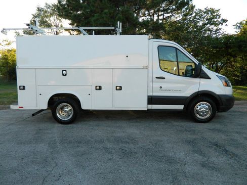 Used 2018 Ford Transit 350 138 DRW image 5