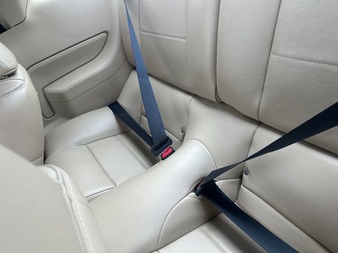 Used 2007 Ford Mustang Deluxe image 19