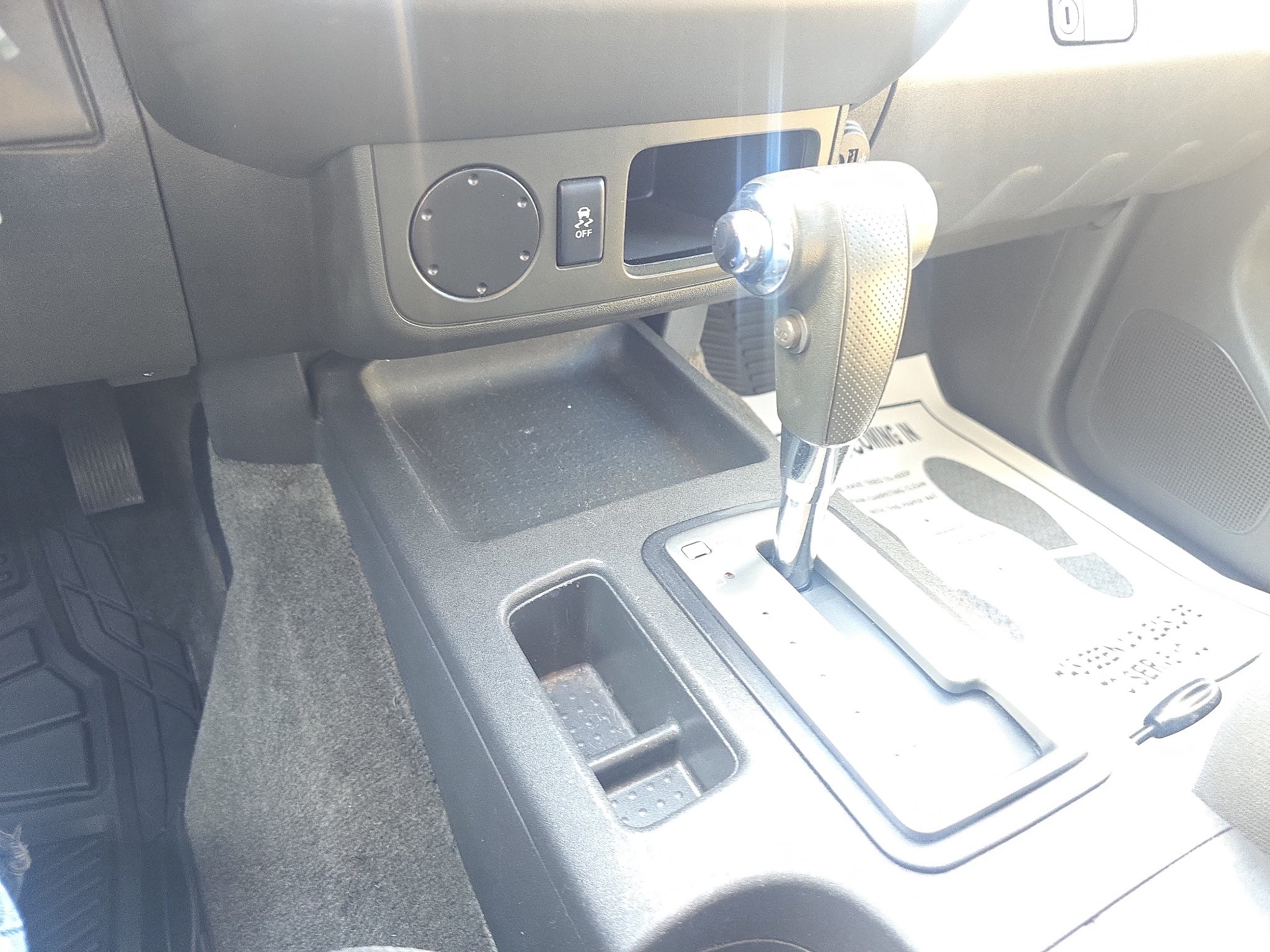 Used 2018 Nissan Frontier SV RWD image 25