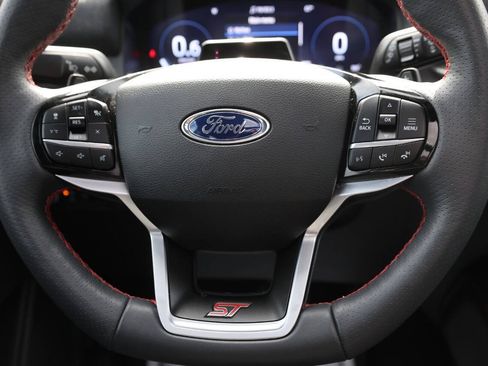 Used 2025 Ford Explorer ST AWD/4WD image 19