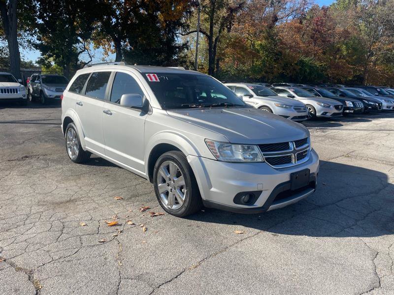 Used 2011 Dodge Journey R/T w/ Trailer Tow Prep Group AWD/4WD image 3