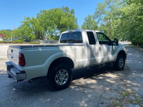 Used 2013 Ford F250 Lariat w/ Chrome Pkg AWD/4WD image 5