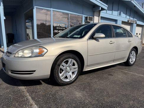 Used 2012 Chevrolet Impala LT FWD image 1