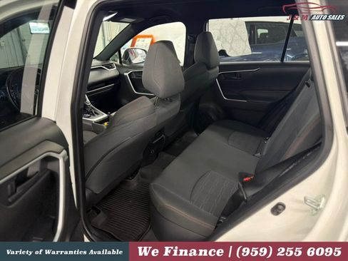 Used 2021 Toyota RAV4 SE AWD/4WD image 28