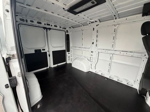 Used 2025 RAM ProMaster 1500 w/ Convenience Group image 28
