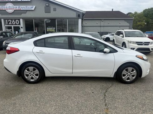Used 2014 Kia Forte LX FWD image 8