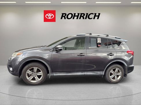 Used 2015 Toyota RAV4 XLE image 9