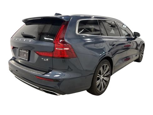 Used 2019 Volvo V60 T6 Inscription AWD/4WD image 4