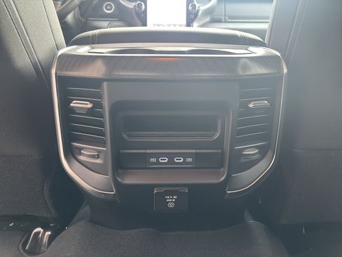 New 2026 RAM 2500 Big Horn AWD/4WD image 21