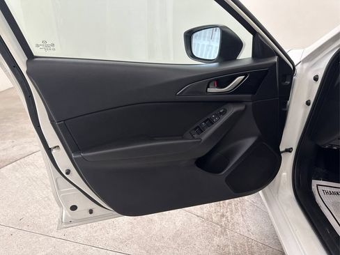 Used 2015 MAZDA MAZDA3 i Touring FWD image 31