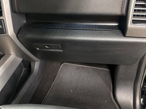 Used 2018 Ford F150 Platinum w/ Equipment Group 701A Luxury AWD/4WD image 28