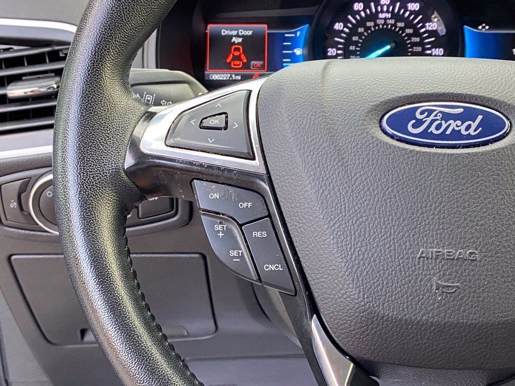 Used 2024 Ford Edge SEL AWD/4WD image 14