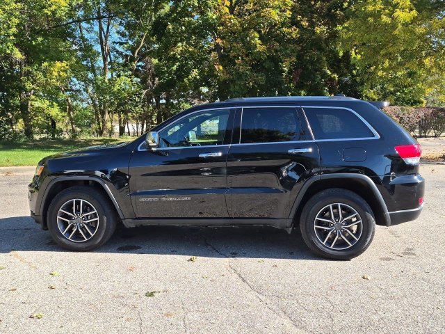 Used 2019 Jeep Grand Cherokee Limited AWD/4WD image 6
