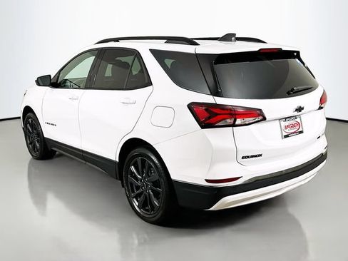 Used 2022 Chevrolet Equinox RS AWD/4WD image 17