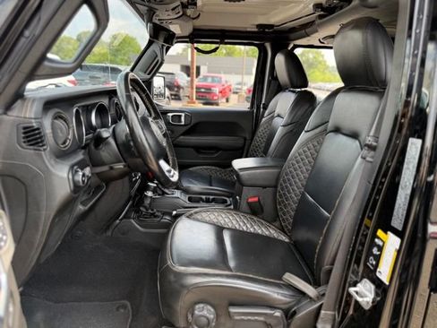 Used 2021 Jeep Wrangler Unlimited Sahara AWD/4WD image 10