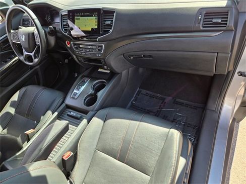 Certified 2023 Honda Passport TrailSport image 21