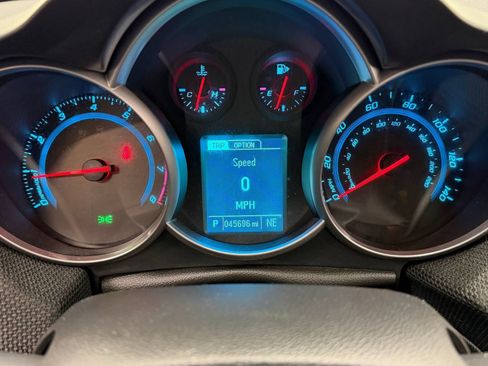 Used 2014 Chevrolet Cruze LT FWD image 23