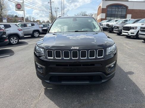 Used 2020 Jeep Compass Latitude image 2