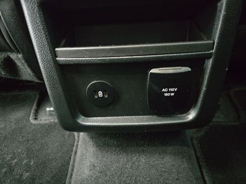 Used 2024 Ford Edge Titanium image 33