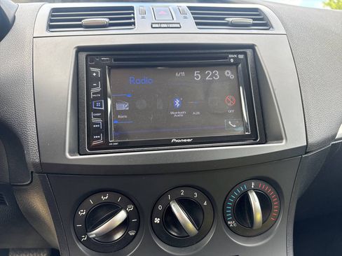 Used 2012 MAZDA MAZDA3 i Touring FWD image 13