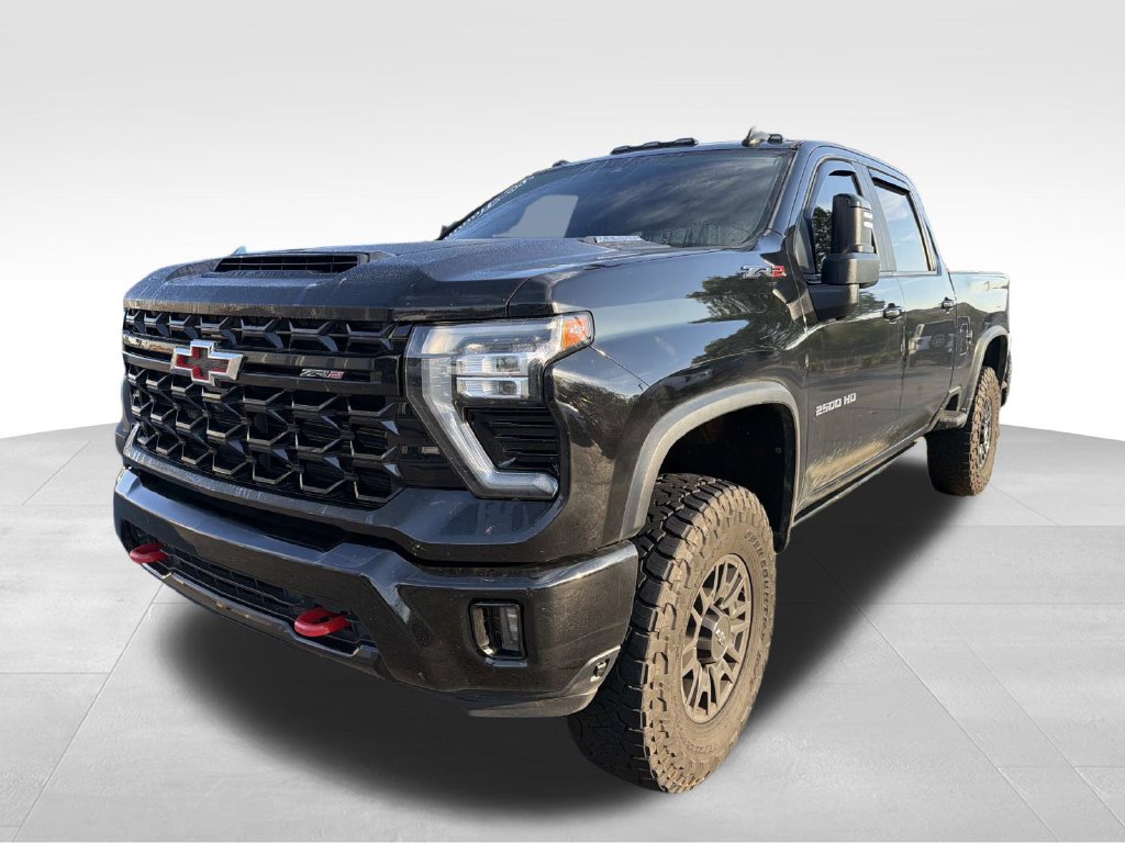 Used 2024 Chevrolet Silverado 2500 ZR2 w/ Technology Package AWD/4WD image 3