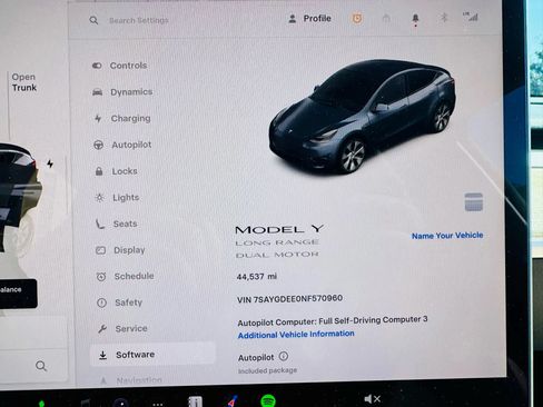 Used 2022 Tesla Model Y Long Range AWD/4WD image 19