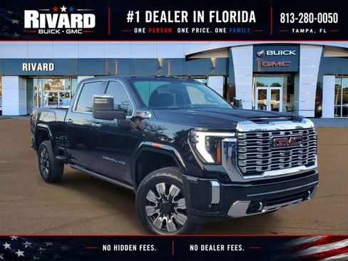 Used 2025 GMC Sierra 3500 Denali w/ Denali Reserve Package AWD/4WD image 1