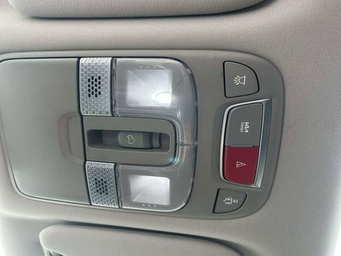 Used 2023 Kia Telluride EX w/ EX Captain's Chair Package image 28