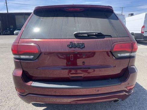 Used 2021 Jeep Grand Cherokee Laredo X image 6