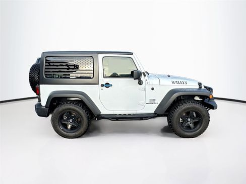 Used 2017 Jeep Wrangler Sport image 8