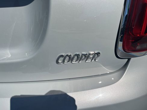 Used 2022 MINI Cooper 4-Door Hardtop FWD image 53