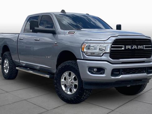 Used 2020 RAM 2500 Big Horn w/ Level 1 Equipment Group AWD/4WD image 3