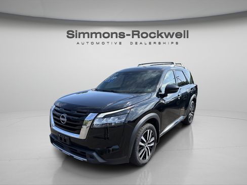 Used 2023 Nissan Pathfinder Platinum AWD/4WD image 1