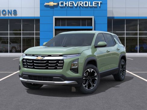 New 2026 Chevrolet Equinox LT w/ Convenience Package II image 7