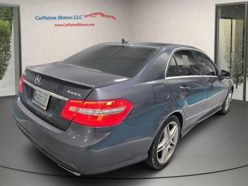 Used 2013 Mercedes-Benz E 350 4MATIC Sedan image 4
