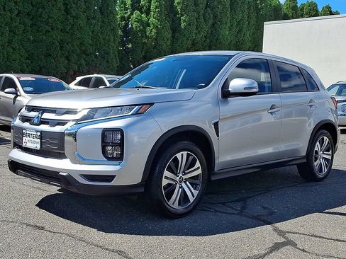 Used 2024 Mitsubishi Outlander Sport AWD image 3
