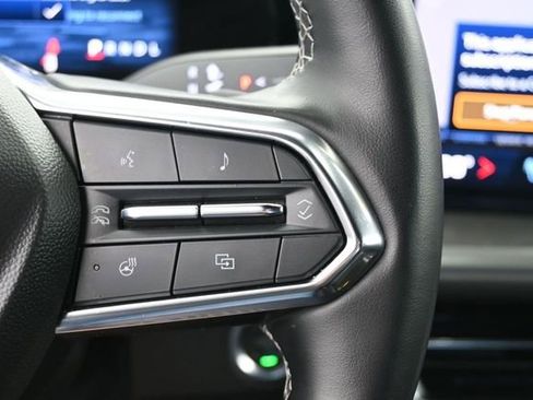 Used 2024 Chevrolet Traverse LT FWD image 23