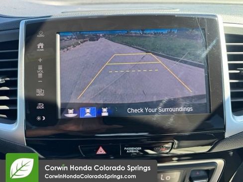 Used 2018 Honda Pilot Touring image 19
