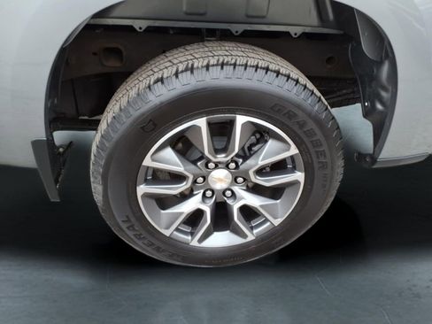 Used 2023 Chevrolet Silverado 1500 LT image 14