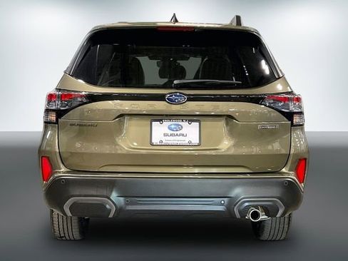 Used 2025 Subaru Forester Limited AWD/4WD image 4