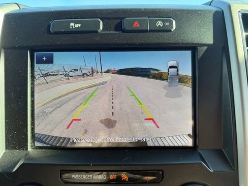 Used 2019 Ford F150 Lariat image 4