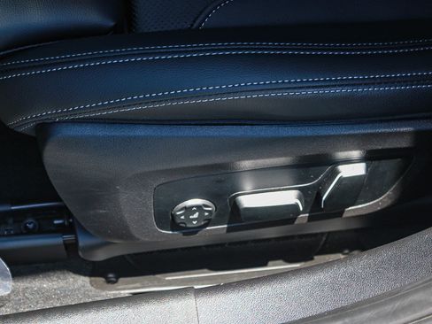 Used 2025 BMW M340i w/ Premium Package RWD image 22