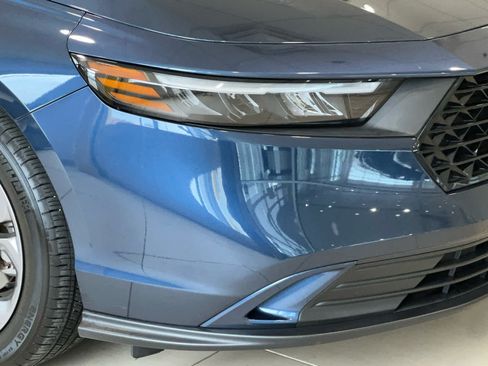 Used 2024 Honda Accord EX image 4