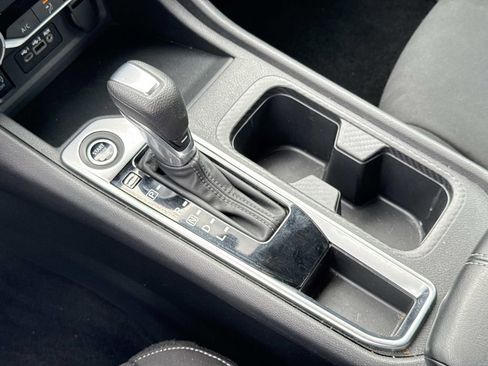 Certified 2024 Nissan Sentra SV image 25