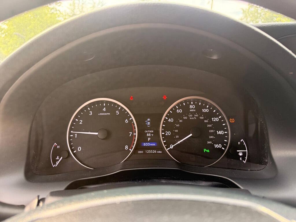 Used 2014 Lexus ES 350 w/ Ultra Luxury Package FWD image 11