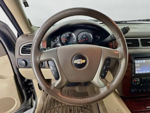 Used 2012 Chevrolet Tahoe LTZ AWD/4WD image 12