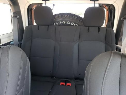 Used 2022 Jeep Wrangler Sport AWD/4WD image 12